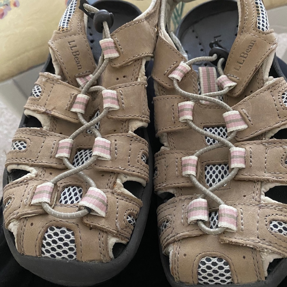 WOMENS LL  BEAN SANDALS